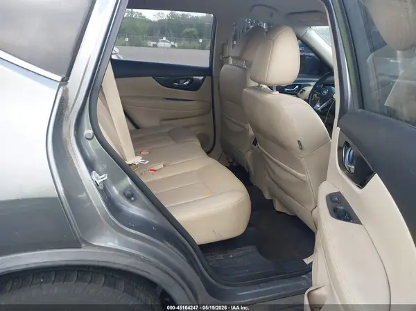 JN8AT2MT7HW147960 2017 NISSAN ROGUE - Image 8