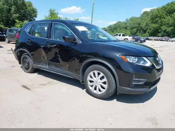 JN8AT2MT7HW149711 2017 NISSAN ROGUE - Image 1