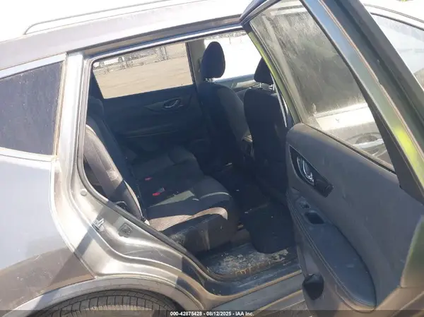 JN8AT2MT7HW150356 2017 NISSAN ROGUE - Image 8
