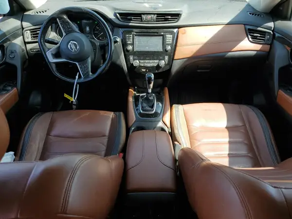 JN8AT2MT7HW152527 2017 NISSAN ROGUE - Image 8