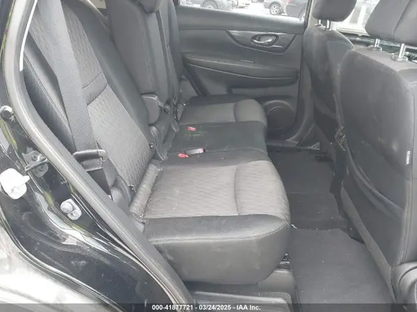 JN8AT2MT7HW153600 2017 NISSAN ROGUE - Image 8