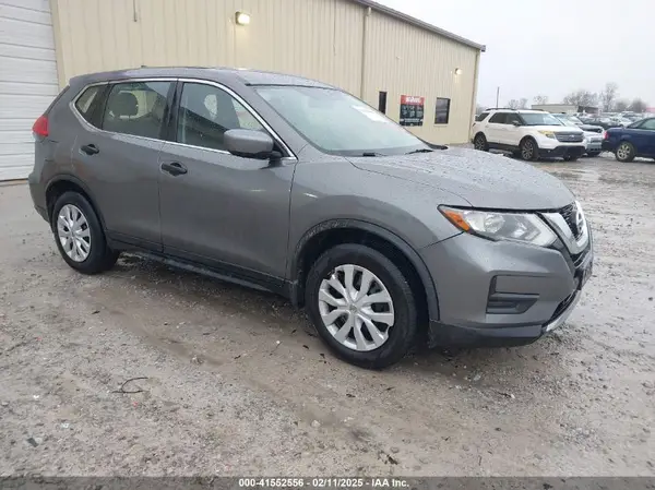 JN8AT2MT7HW382665 2017 NISSAN ROGUE - Image 1