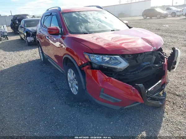 JN8AT2MT7HW383461 2017 NISSAN ROGUE - Image 1