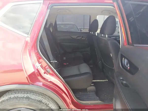 JN8AT2MT7HW387655 2017 NISSAN ROGUE - Image 8