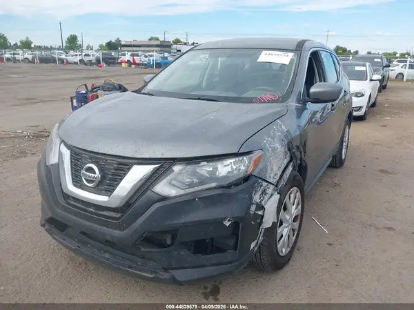 JN8AT2MT7HW387770 2017 NISSAN ROGUE - Image 2