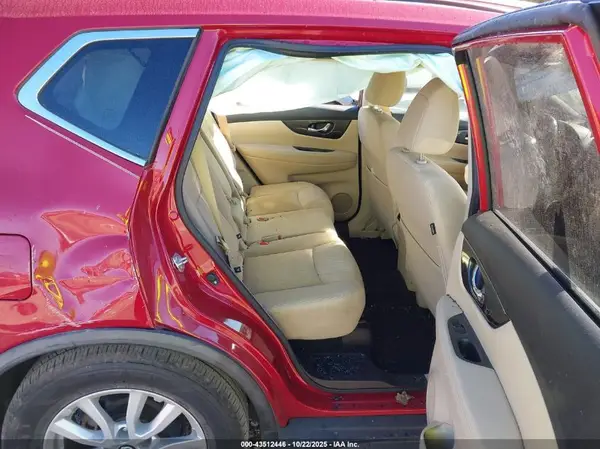 JN8AT2MT7HW393925 2017 NISSAN ROGUE - Image 8
