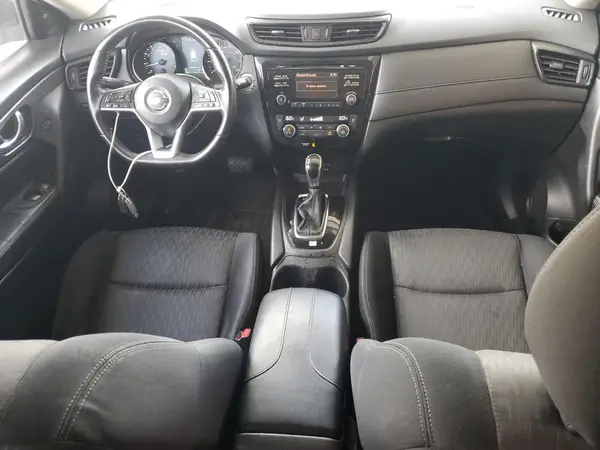 JN8AT2MT7HW395173 2017 NISSAN ROGUE - Image 8