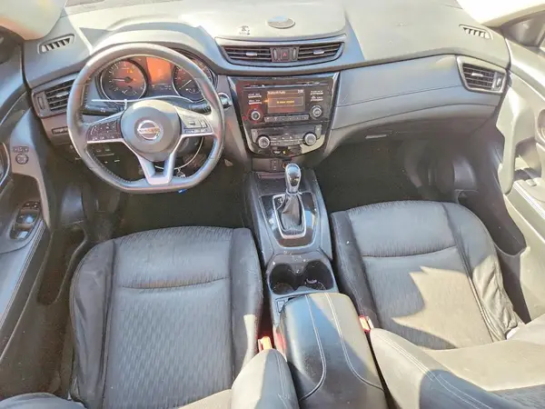 JN8AT2MT7HW396050 2017 NISSAN ROGUE - Image 8