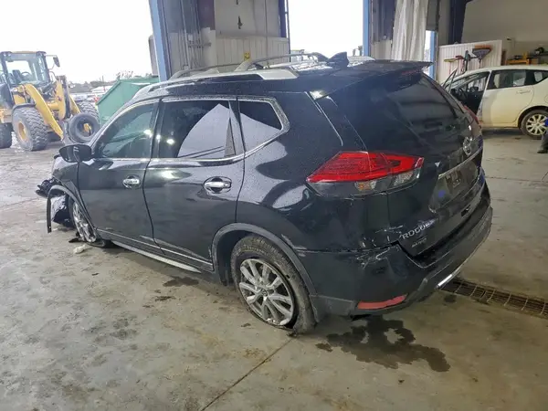 JN8AT2MT7HW396355 2017 NISSAN ROGUE - Image 2