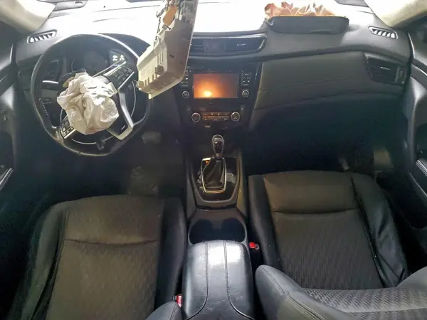 JN8AT2MT7HW396355 2017 NISSAN ROGUE - Image 8