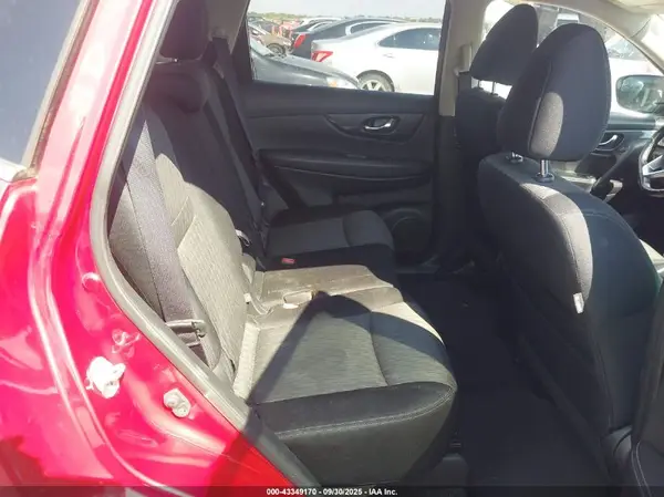 JN8AT2MT7HW396422 2017 NISSAN ROGUE - Image 8