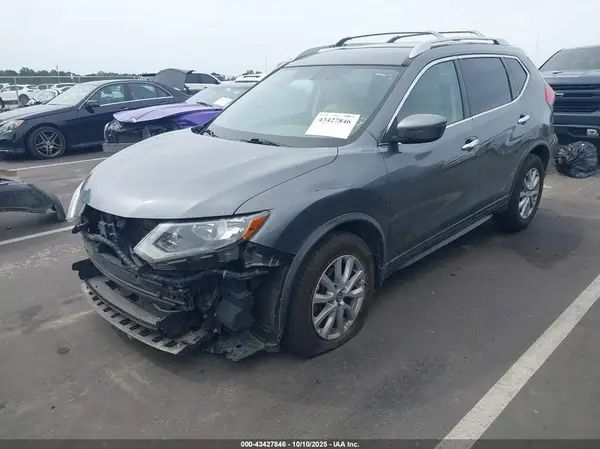 JN8AT2MT7HW397506 2017 NISSAN ROGUE - Image 2