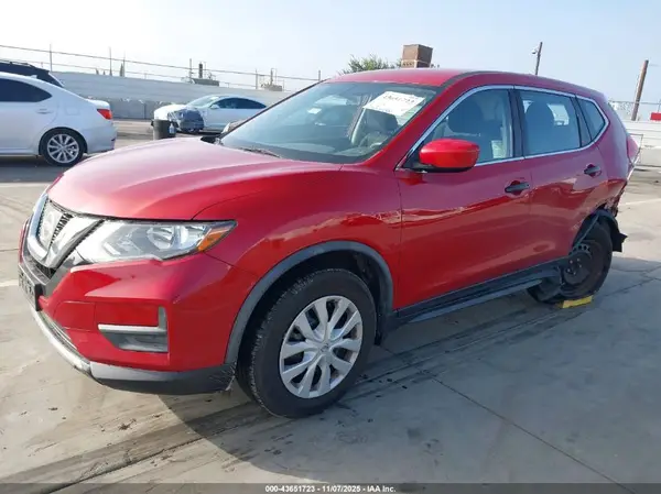 JN8AT2MT7HW398364 2017 NISSAN ROGUE - Image 2