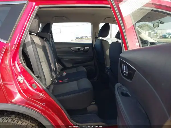 JN8AT2MT7HW398364 2017 NISSAN ROGUE - Image 8