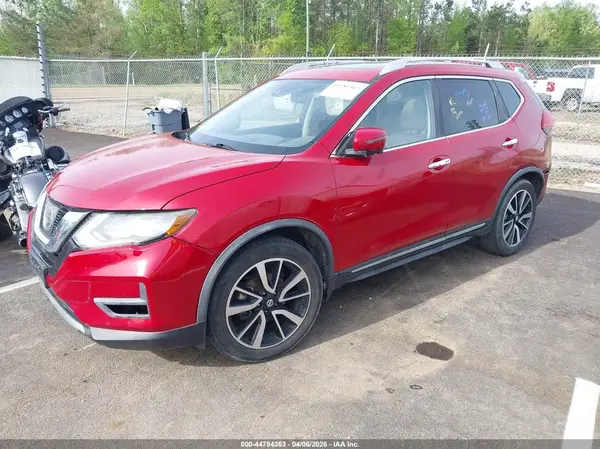 JN8AT2MT7HW399952 2017 NISSAN ROGUE - Image 2