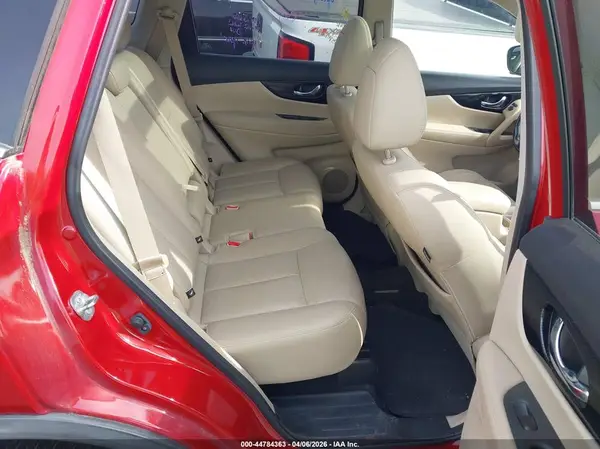 JN8AT2MT7HW399952 2017 NISSAN ROGUE - Image 8