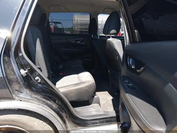 JN8AT2MT7HW400081 2017 NISSAN ROGUE - Image 8