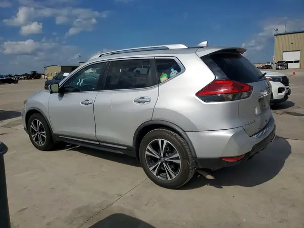 JN8AT2MT7HW403692 2017 NISSAN ROGUE - Image 2