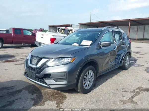 JN8AT2MT7HW404762 2017 NISSAN ROGUE - Image 2