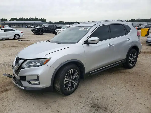 JN8AT2MT7JW451084 2018 NISSAN ROGUE - Image 1