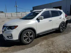 JN8AT2MT7JW451358 2018 NISSAN ROGUE