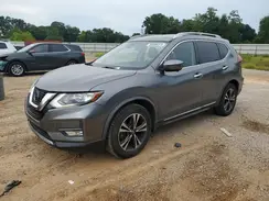 JN8AT2MT7JW451666 2018 NISSAN ROGUE