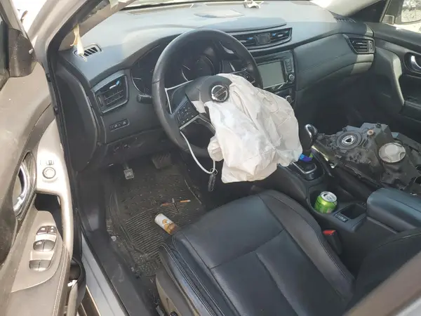 JN8AT2MT7JW453322 2018 NISSAN ROGUE - Image 8