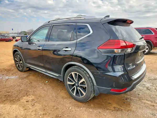 JN8AT2MT7JW455829 2018 NISSAN ROGUE - Image 2