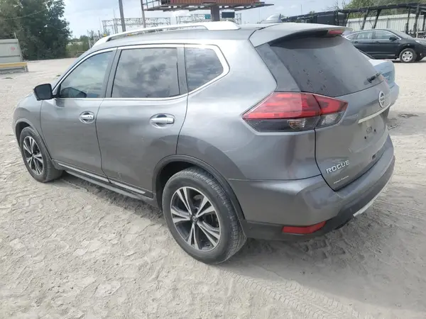 JN8AT2MT7JW458276 2018 NISSAN ROGUE - Image 2