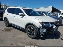 JN8AT2MT7JW459556 2018 NISSAN ROGUE