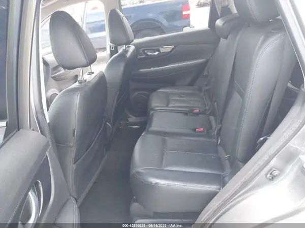 JN8AT2MT7JW461971 2018 NISSAN ROGUE - Image 8