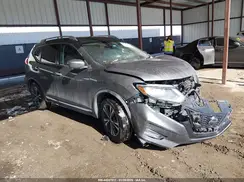 JN8AT2MT7JW465602 2018 NISSAN ROGUE
