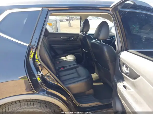 JN8AT2MT7JW465700 2018 NISSAN ROGUE - Image 8