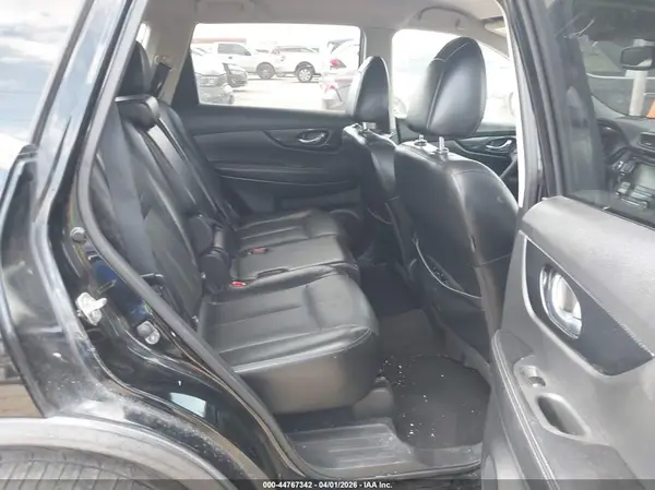 JN8AT2MT7JW465955 2018 NISSAN ROGUE - Image 8