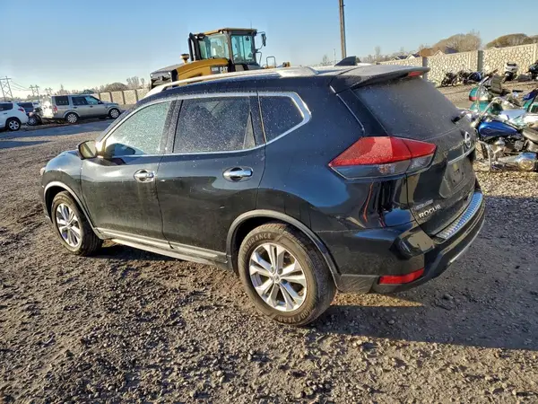 JN8AT2MT7JW466152 2018 NISSAN ROGUE - Image 2