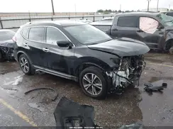 JN8AT2MT7JW466538 2018 NISSAN ROGUE