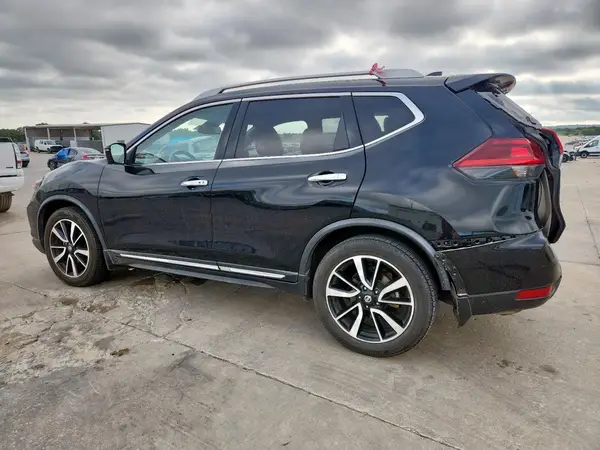 JN8AT2MT7JW467804 2018 NISSAN ROGUE - Image 2
