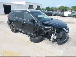JN8AT2MT7JW468547 2018 NISSAN ROGUE