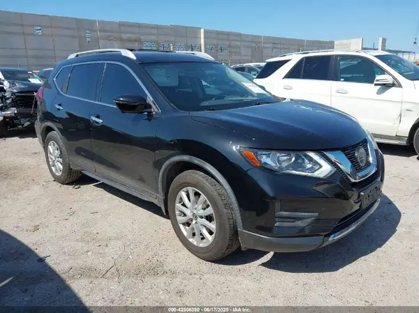 JN8AT2MT7JW470184 2018 NISSAN ROGUE - Image 1