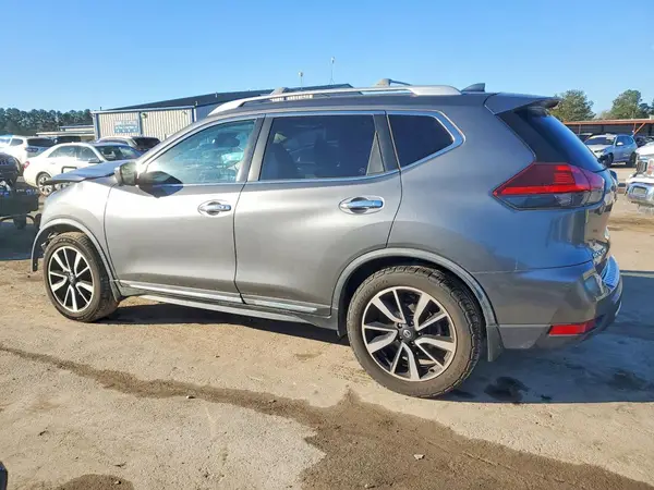 JN8AT2MT7JW470251 2018 NISSAN ROGUE - Image 2