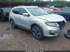 JN8AT2MT7JW485123 2018 NISSAN ROGUE