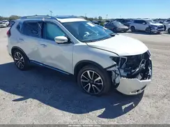 JN8AT2MT7JW488040 2018 NISSAN ROGUE