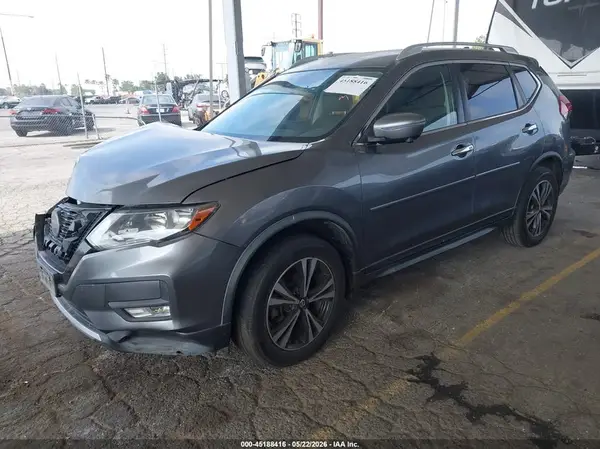 JN8AT2MT7KW250335 2019 NISSAN ROGUE - Image 2