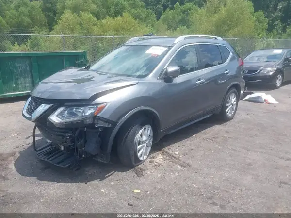 JN8AT2MT7KW250657 2019 NISSAN ROGUE - Image 2