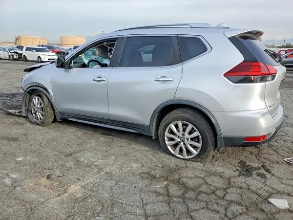 JN8AT2MT7KW250755 2019 NISSAN ROGUE - Image 2
