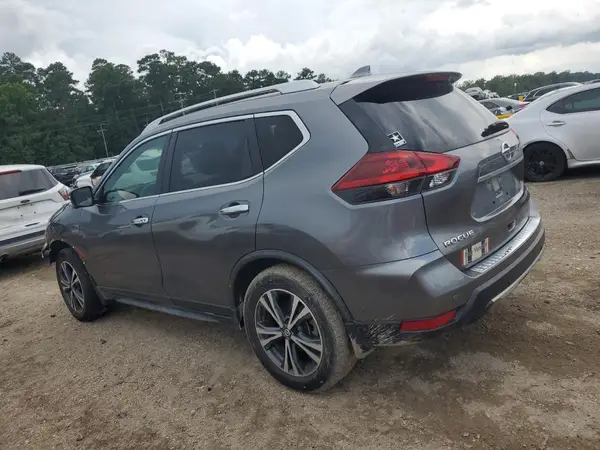 JN8AT2MT7KW252568 2019 NISSAN ROGUE - Image 2