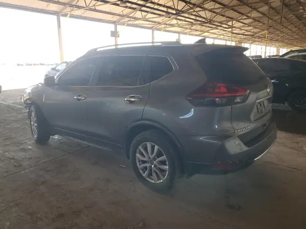 JN8AT2MT7KW252988 2019 NISSAN ROGUE - Image 2