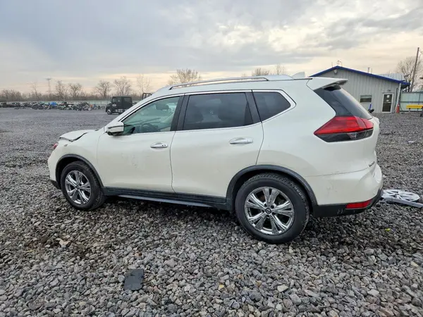 JN8AT2MT7KW254966 2019 NISSAN ROGUE - Image 2