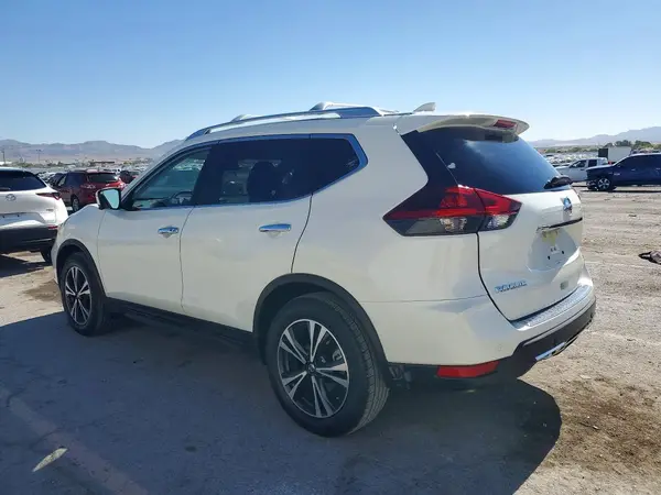 JN8AT2MT7KW256118 2019 NISSAN ROGUE - Image 2