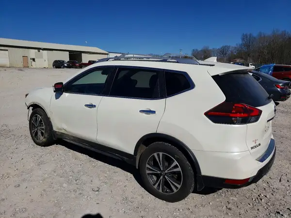 JN8AT2MT7KW260623 2019 NISSAN ROGUE - Image 2